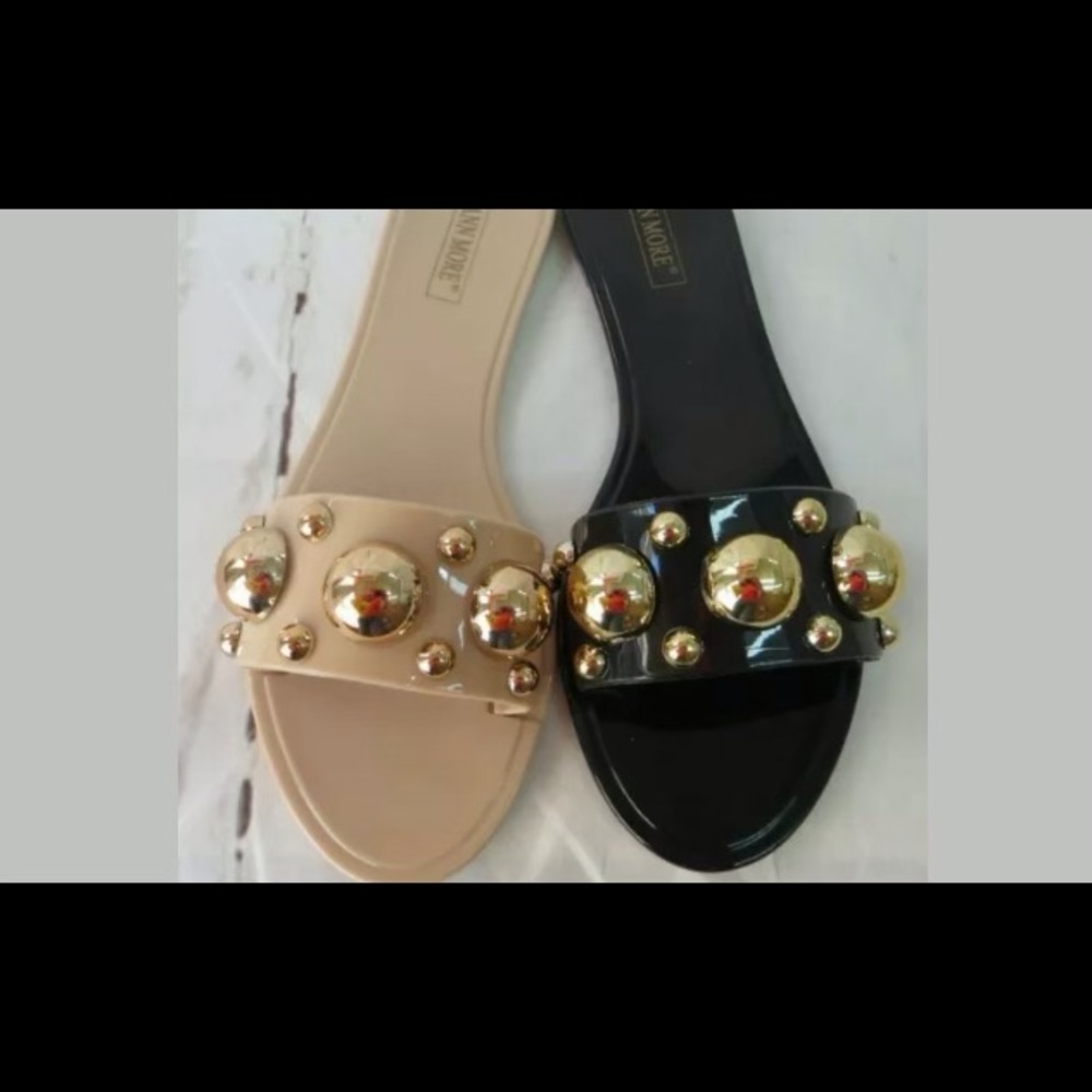 Sandals - Picture 3 of 3